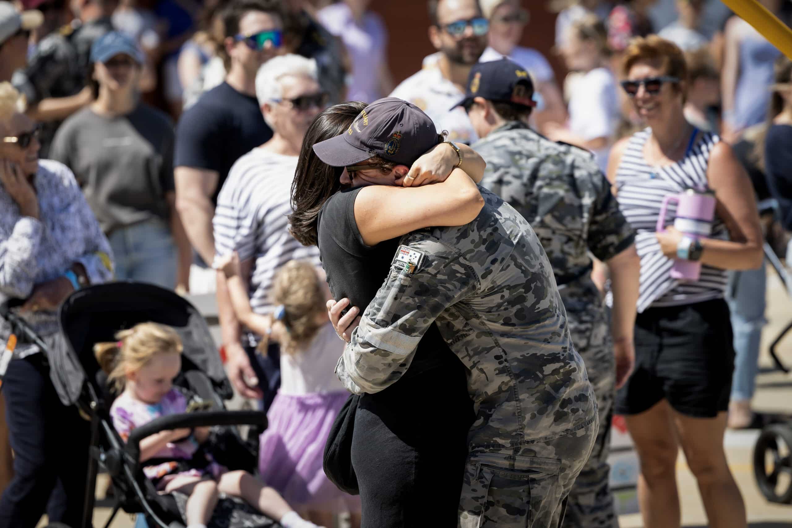 HMAS Stuart Returns to Fleet Base West